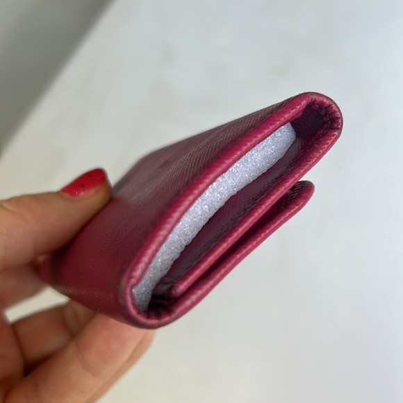 Auth. PRADA Gather Leather 6 Ring Key Case Wallet Pink Gold Tone Hardware Logo - Picture 5 of 17